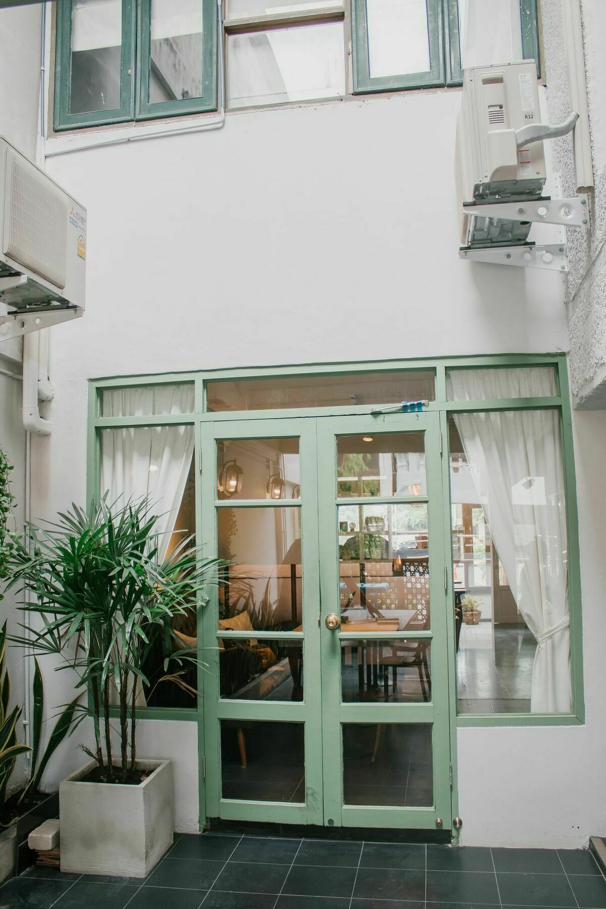 Weeping Willow Sukhumvit 26 Bangkok Zewnętrze zdjęcie